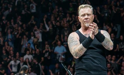 Expert Applauds Metallica's Hetfield Rehab Candor - Hollywood in Toto