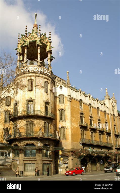 La Rotonda, Barcelona, Spain Stock Photo - Alamy