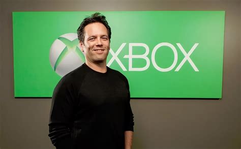 Phil Spencer Admits Xbox Was Worried About Starfield Being Snatched By Playstation Inews