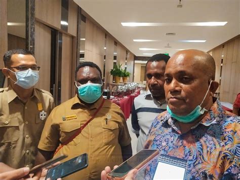 Ini Klarifikasi Kepala Bpkad Dan Ketua Dpr Papua Barat Total Apbd