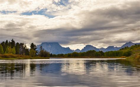 Mountain Landscape with River · Free Stock Photo