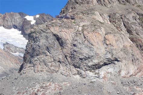 Alpes De Julio Bajada A Fiesch Por Todo El Glaci Flickr