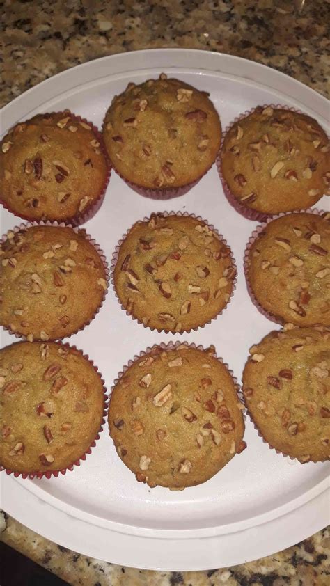 Banana-Nut Muffins Recipe