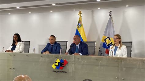 Instalan Nuevo Cne Elvis Amoroso Es El Presidente Del Poder Electoral