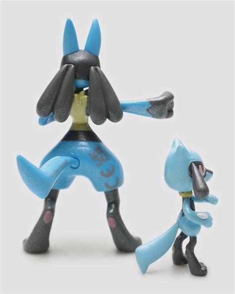 Bonecos Evolution Multi Pack Pe As Riolu Lucario Multicor Fan