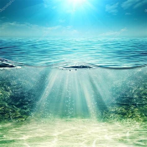 Deep Blue Ocean Underwater Background — Stock Photo © Tolokonov 85901686