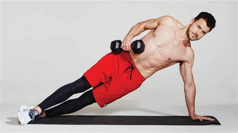 Build A Solid Trunk With The Side Plank Row This Is Why I M Fit