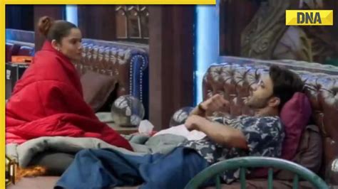 Bigg Boss 17 Vicky Argues With Ankita For Holding Munawars Hand