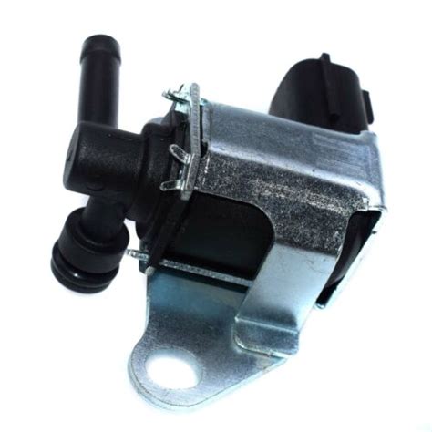 Vapor Canister Purge Solenoid For Nissan Nv Cube Sentra Versa