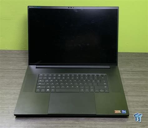 Razer Blade 18 Gaming Laptop Review