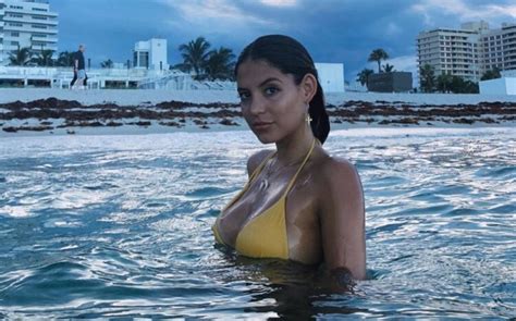 Hot Sexy New Sarah Kohan Bikini Pics