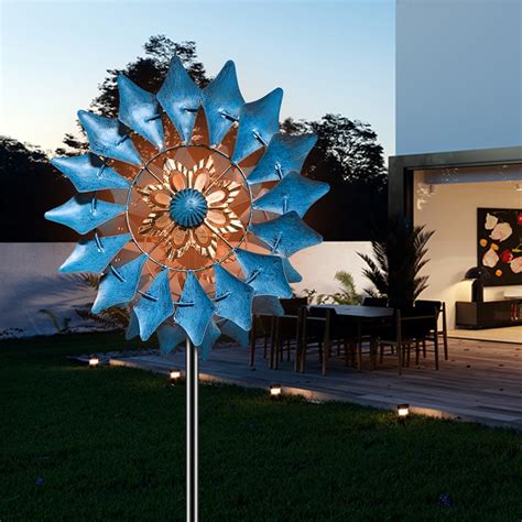 Solar Wind Spinner Waterproof Outdoor Metal Wind Sculpture For Patio