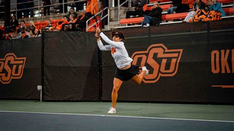 No. 1 Oklahoma State Cowgirls Win Big 12 Quarterfinal to go to 25-0 ...