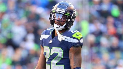 Seattle Seahawks Rookie Cb Tre Brown May Need Season Ending Surgery