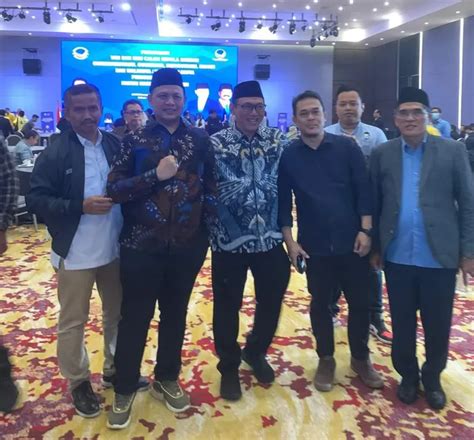 Pilkada Kota Cilegon 2024 Sampaikan Visi Misi Di Nasdem Helldy