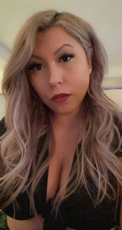 Hope You Like MILF Selfies 32 Scrolller