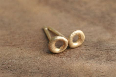 14k Y Gold Circle Stud Earrings - Etsy