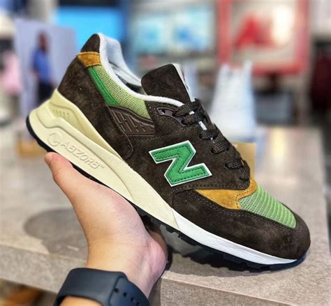 THE TEDDY SANTIS X NEW BALANCE 998 MADE IN USA RICH EARTH CHIVE