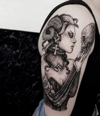 Fantastic Queen Of Hearts Tattoos Ideas And Designs