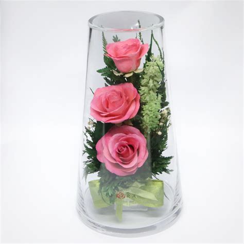 40221 Long Lasting Pink Roses In A Sealed Glass Vase — Fiora Flower