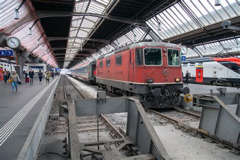 SBB Re 4 4 11143 Zürich Hbf New Engine Desperado Flickr