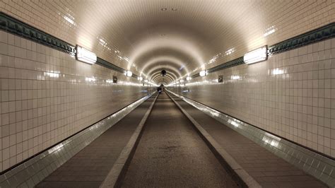 Alter Elbtunnel Hafenrundfahrt Hamburg