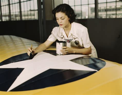 Rosie the Riveter History: See 15 WWII Photos of Women Working | Time