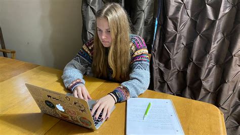 Kansas students flocking to careers in medicine, public health