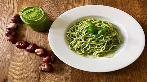 Frische Basilikum Pesto Spaghetti STEINERprinzip