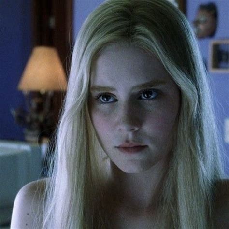 white oleander | White oleander, Alison lohman, Film stills