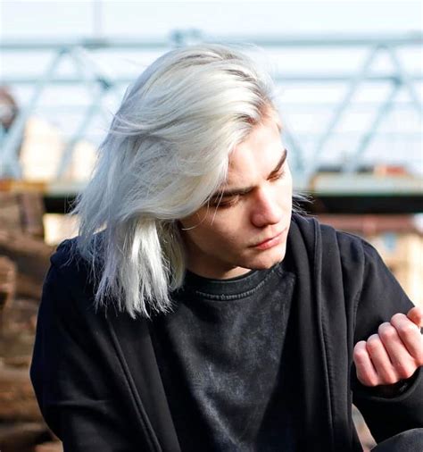 30 Cool Platinum Blonde Hairstyles For Men