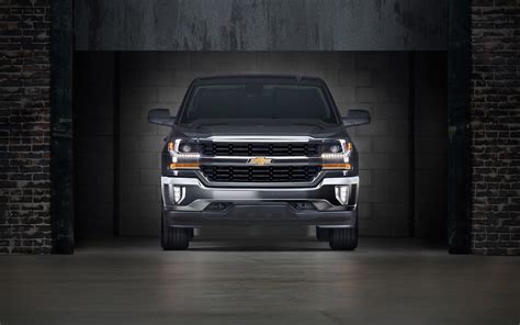 2016 Gmc Sierra And Chevrolet Silverado Eassist Return Of The Hybrid Pickup 22