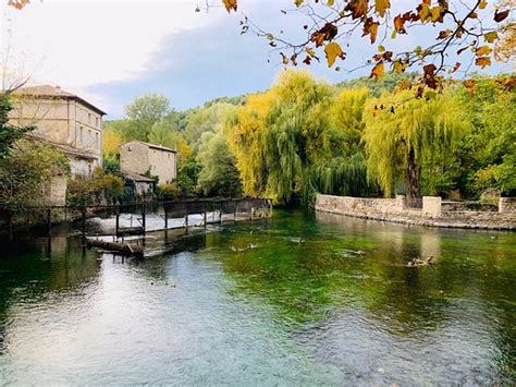 La Source De La Sorgue