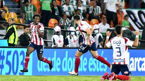 Nacional 0 Junior 1 final alineaciones Capsulas de Carreño