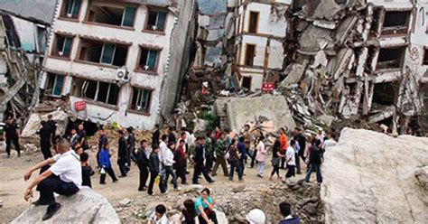 Nepal Earthquake: Death Toll Rises to 1,970 After 7.8-Magnitude Quake