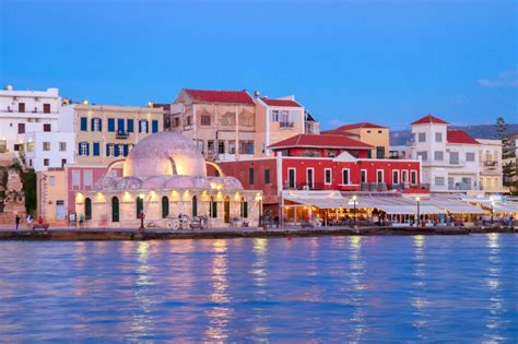 CHANIA - Travel guide for holidays in Chania - flights, hotels, beaches ...