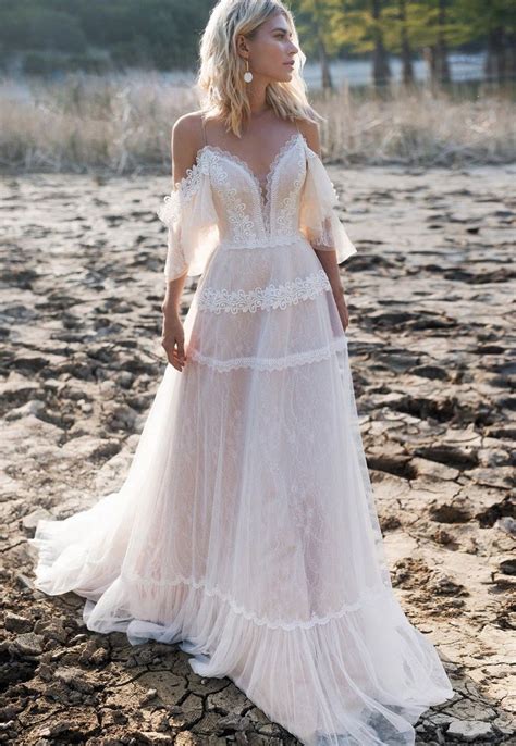 Bohemian Off Shoulder A Line Lace Appliques In 2020 Beach Bridal Gown