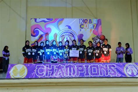 TIM BASKET PUTRI SMA NEGERI 2 TEMANGGUNG MERAIH JUARA 2 DALAM AJANG