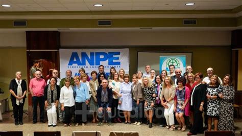 Emotivo Homenaje De Anpe A Los Docentes Que Se Han Jubilado