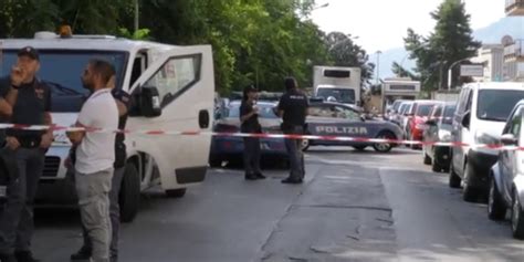 Due Anni Fa L Assalto Al Portavalori Arrestati A Palermo Le Immagini