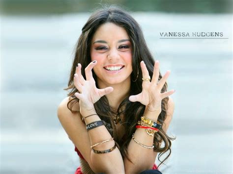 Vanessa Hudgens Hd Wallpapers For Desktop Download Desktop Background