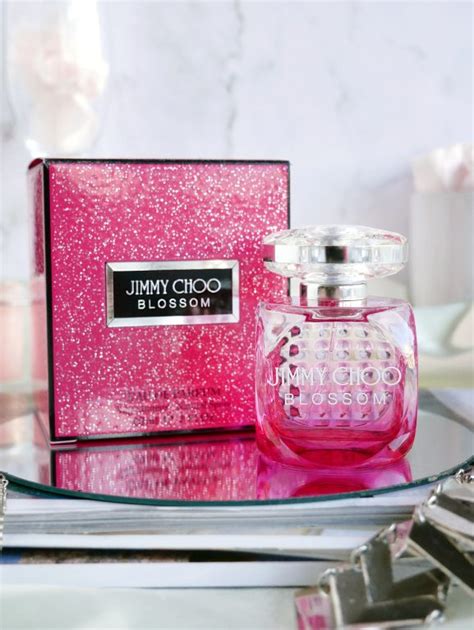 8 Best Jimmy Choo Perfumes For Women Reviewed Full Of Elegance