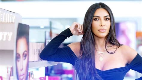 Kim Kardashian Est Devenue Officiellement Milliardaire Vid O Dailymotion