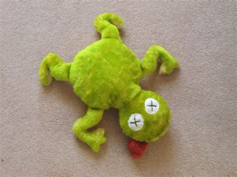 dead frog 3 by Jadetiger on DeviantArt