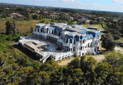 Biggest House In The World 15 Giant Homes To Leave You Astounded