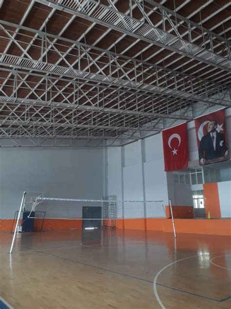 voleybol sahası fake story in 2023