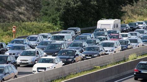 Araba Zorunlu Trafik Sigortas Nedir Ve Yapt Rmaman N Cezalar