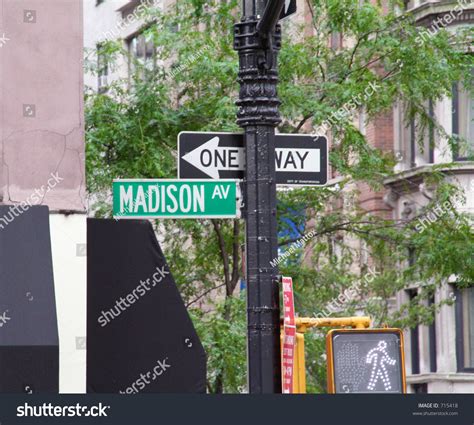 Madison Avenue Sign New York City Stock Photo 715418 Shutterstock