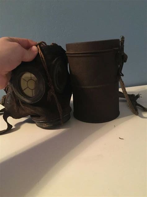 Wwi German M Gas Mask With Canister