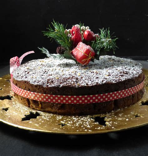 Simple Last Minute Christmas Fruit Cake